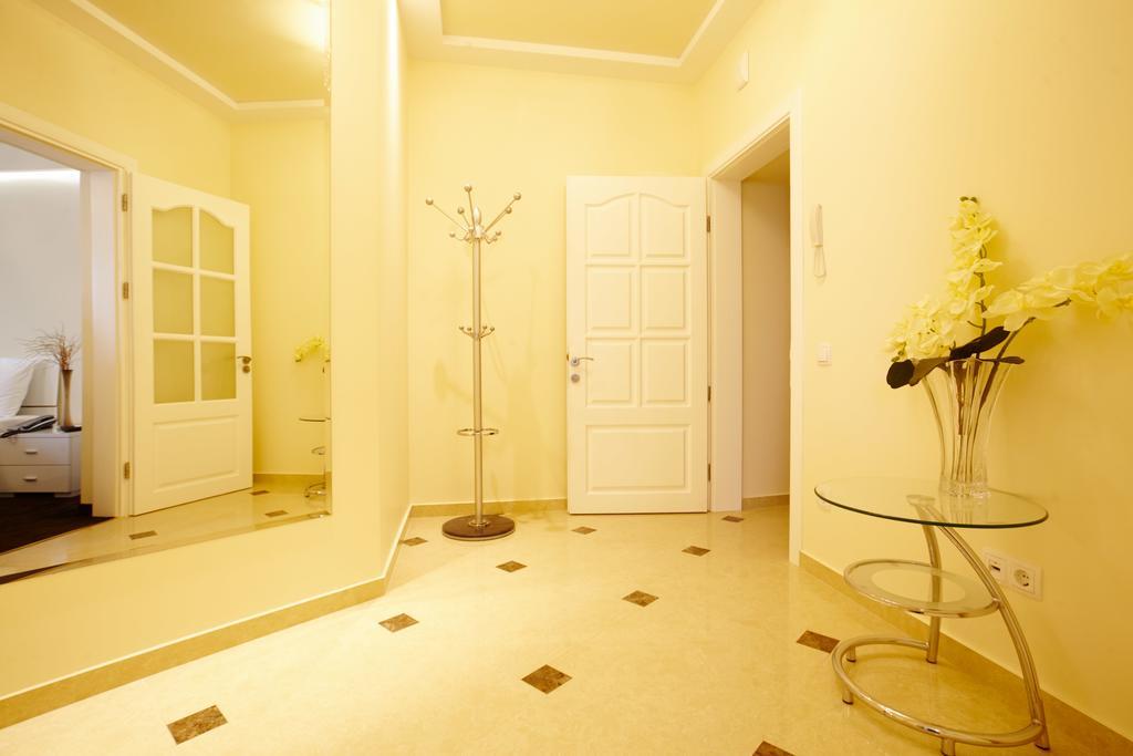 Ultra Central Park Apartments Kisinyov Kültér fotó